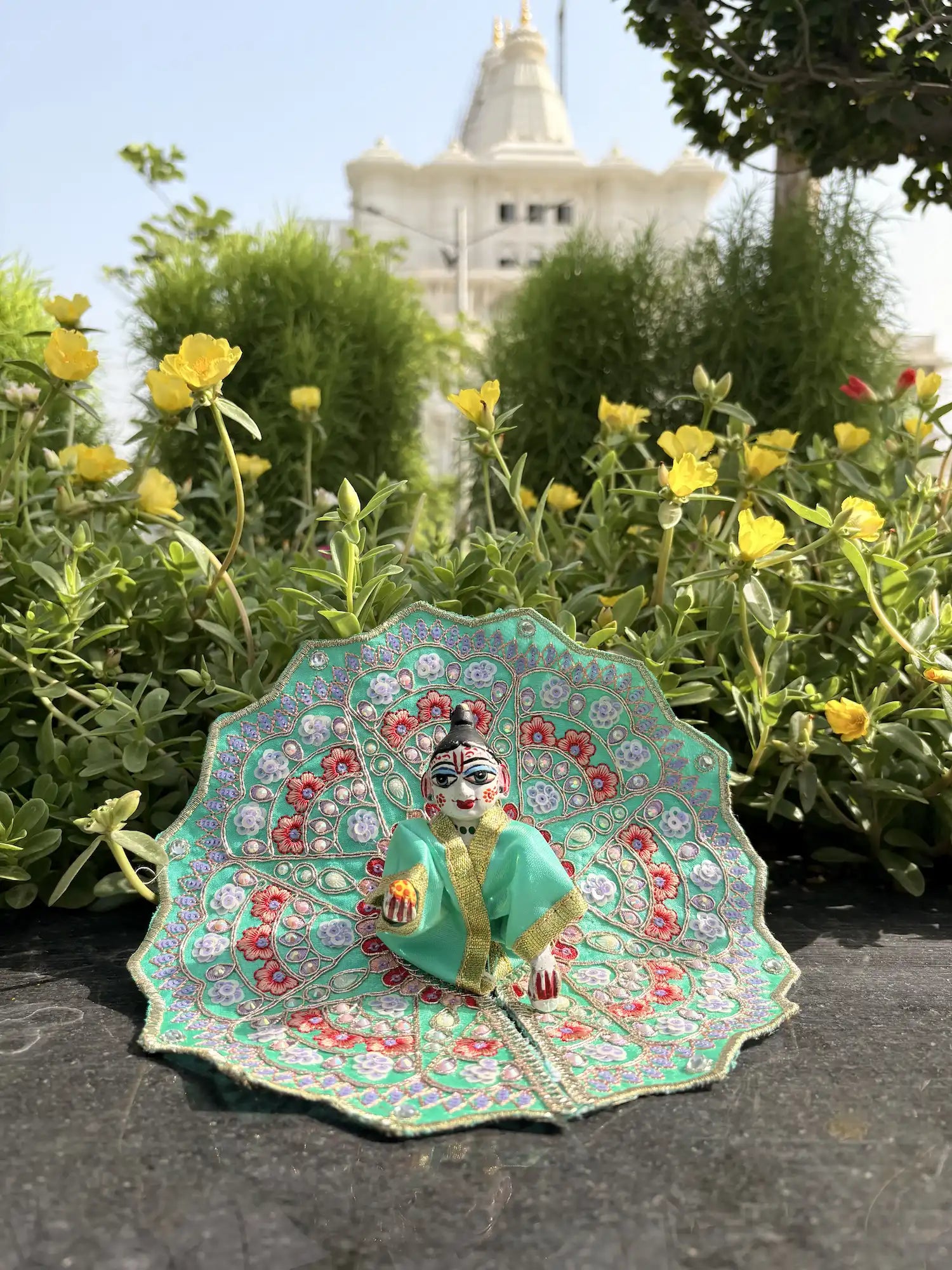 Size 4 - Fancy Laddu Gopal Poshak Mint Green Floral Design