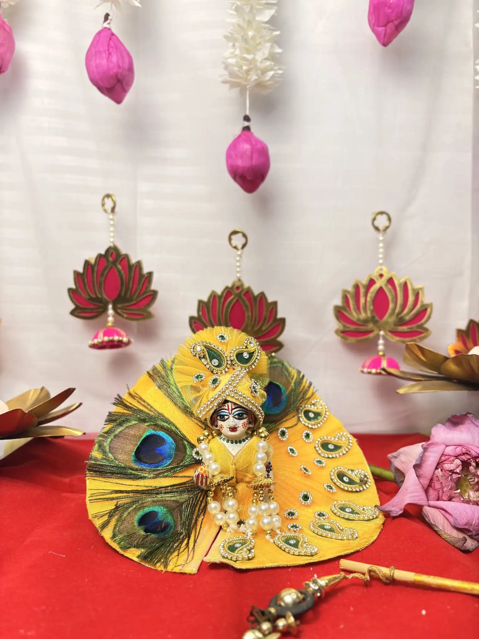 Laddu Gopal Heavy Poshak Set – 3 Piece Shringar with Pagdi, Mala & Dress
