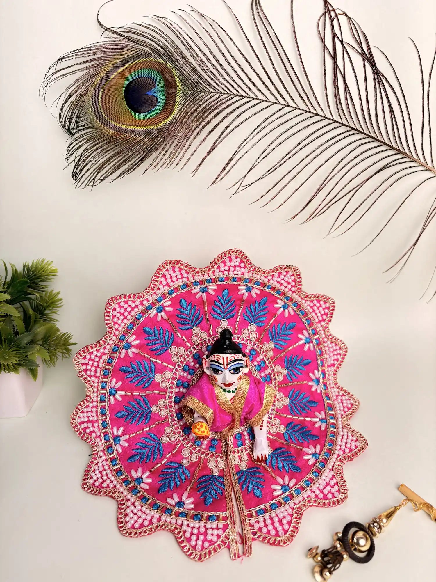 Rani Pink Embroidered Laddu Gopal Dress – Size 4 | Festive Poshak for Thakur Ji