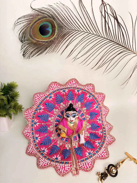 Leaf Pattern Laddu Gopal Fancy Dress for Divine Celebrations